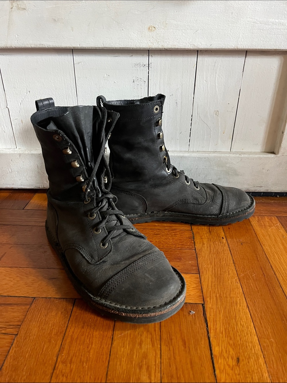 Jim Green Rose & Anvil Men's Black Lace-Up Leather Combat Boots